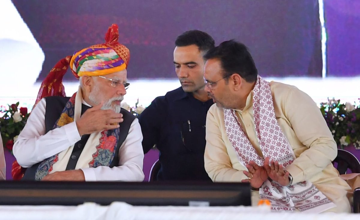 राज्य के विकास के लिए पूरी ईमानदारी से जुटी भजनलाल सरकार: पीएम मोदी