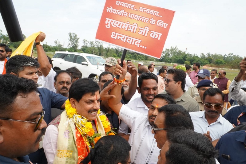 मुख्यमंत्री डॉ. यादव का किसानों ने भावांतर योजना शुरू करने पर किया आत्मीय स्वागत