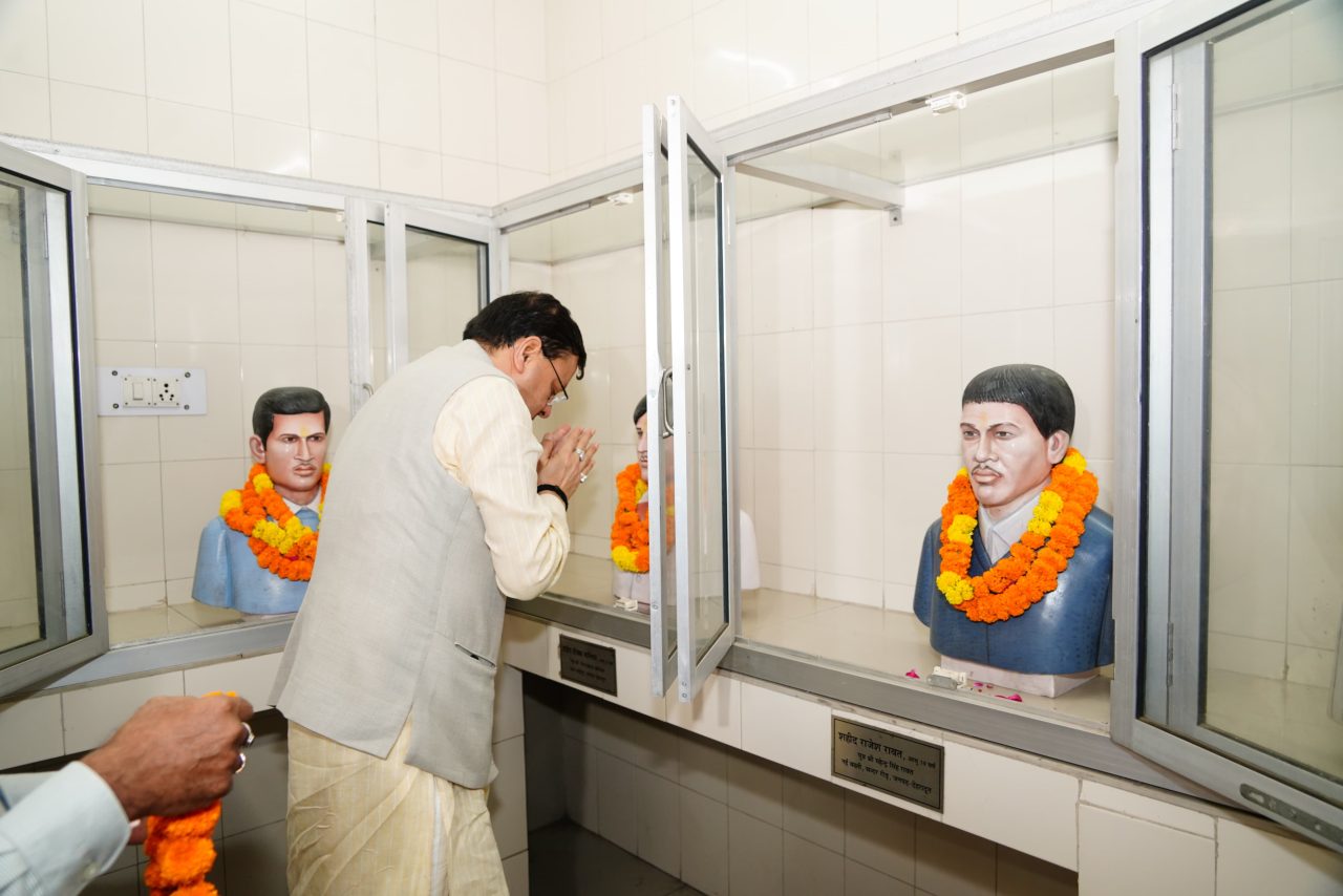 मुख्यमंत्री ने बलिदानी राज्य आंदोलनकारियों को दी श्रद्धांजलि