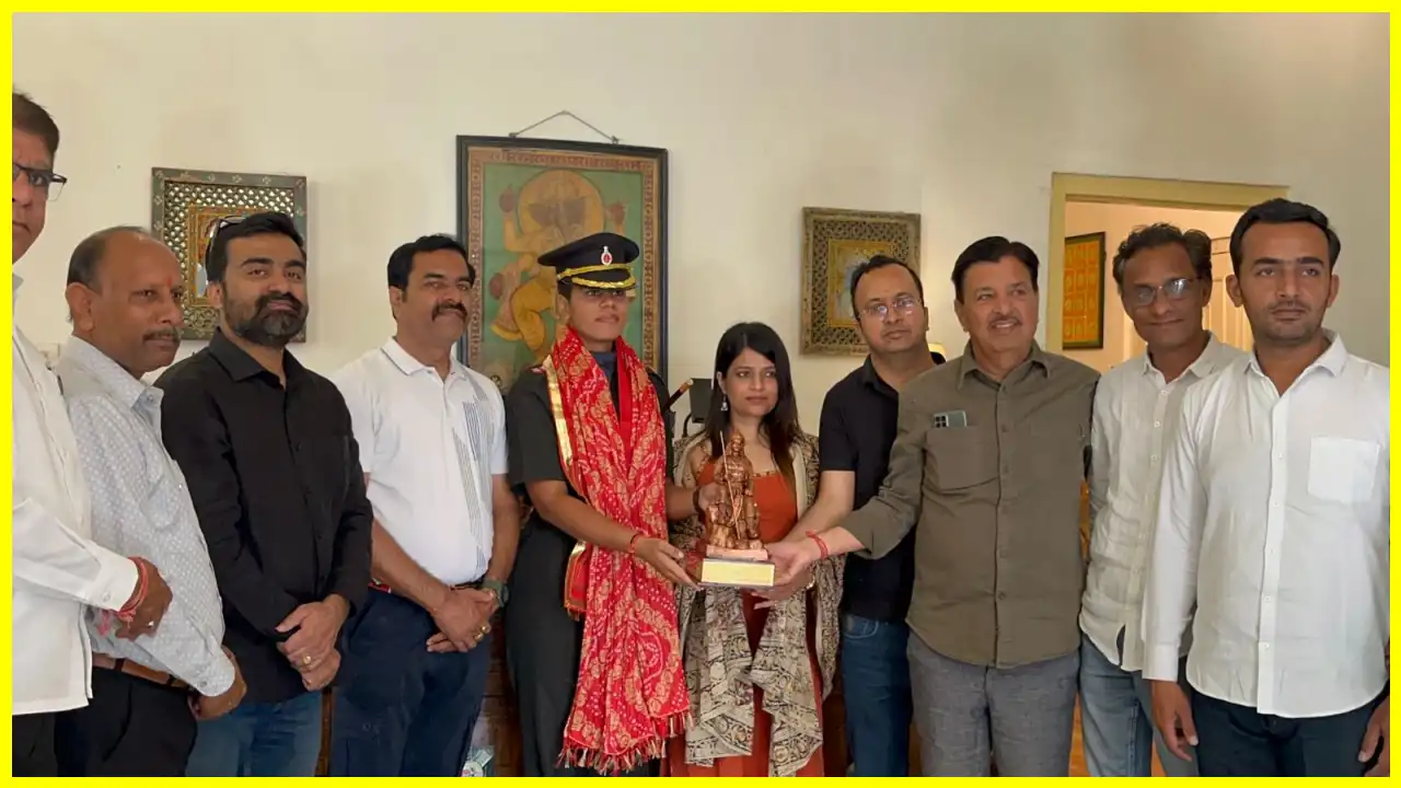 उदयपुर की रुद्राक्षी सिंह बनीं सेना की JAG शाखा में कमीशन प्राप्त करने वाली पहली महिला उदयपुर की रुद्राक्षी सिंह बनीं सेना की JAG शाखा में कमीशन प्राप्त करने वाली पहली महिला