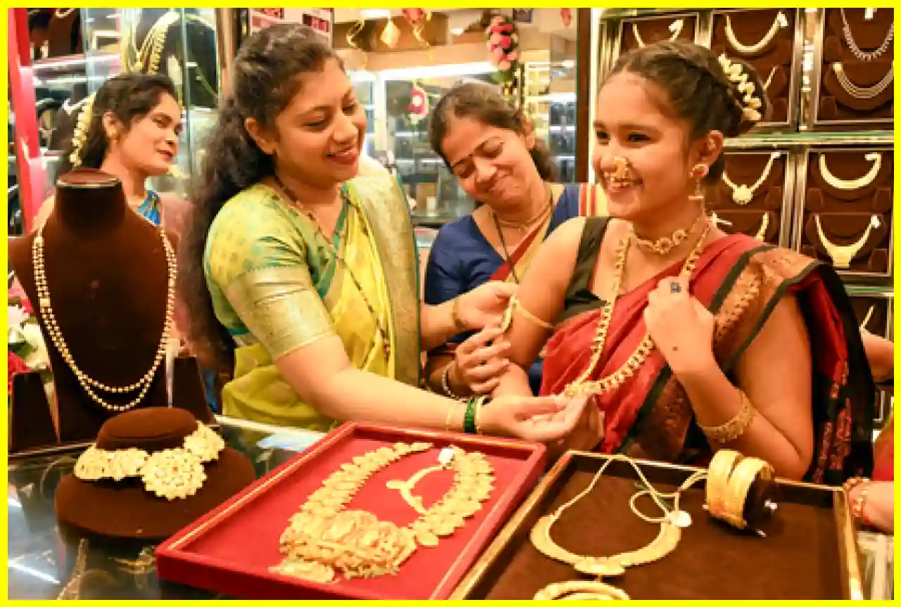 मध्य पूर्व तनाव के बीच कीमती धातुओं में उतार-चढ़ाव