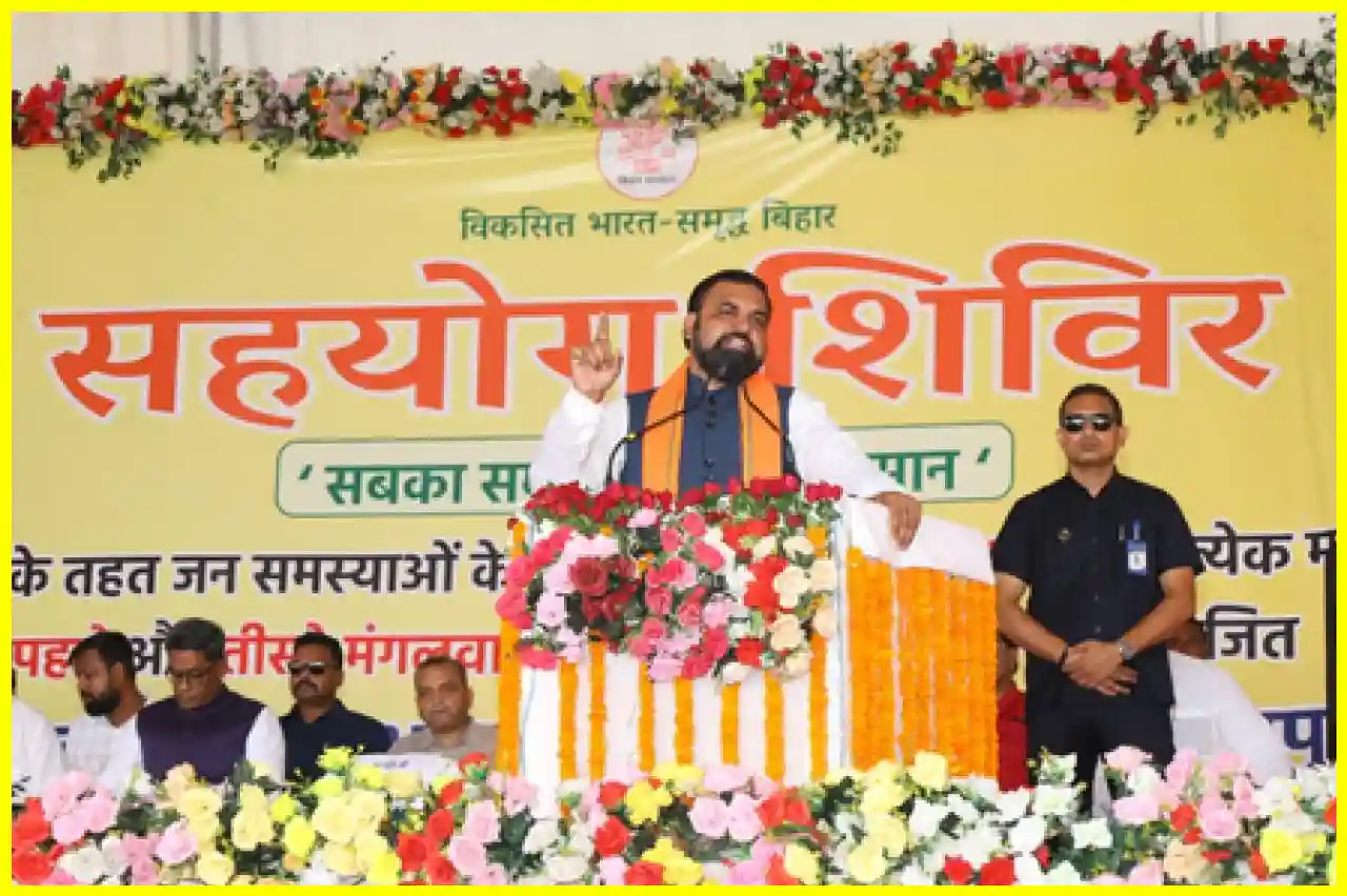 बिहार मुख्यमंत्री ने अधिकारियों को चेताया, 30 दिन में निवारण नहीं तो निलंबन