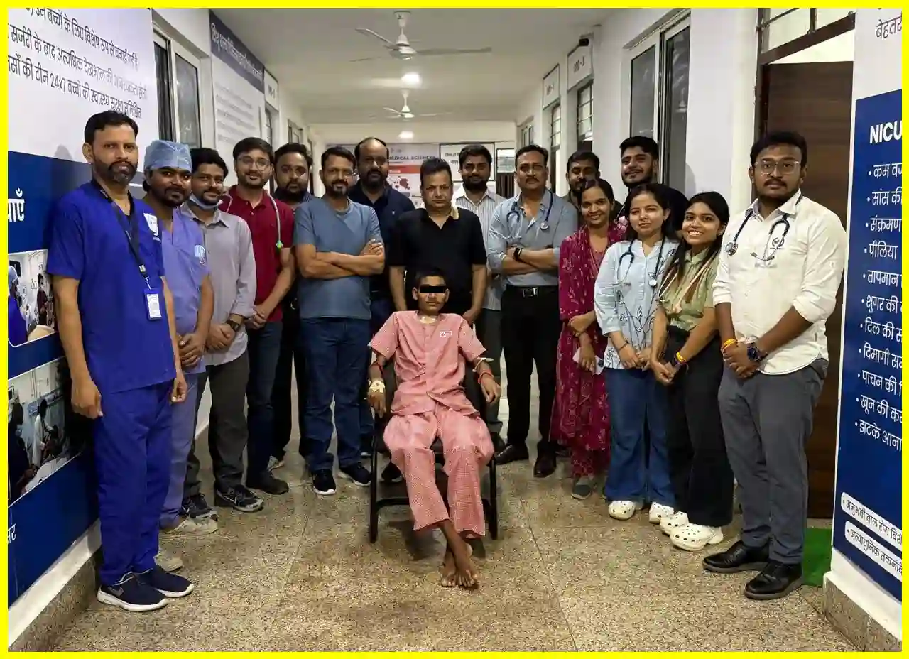 15 वर्षीय टेटनस मरीज का एक महीने बाद पूर्ण स्वास्थ्य लाभ 15 वर्षीय टेटनस मरीज का एक महीने बाद पूर्ण स्वास्थ्य लाभ