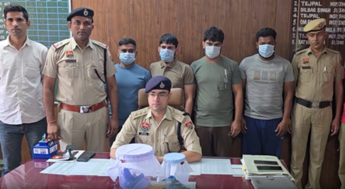 कांवड़ यात्रा के विवाद में युवक को गोली, चार गिरफ्तार कांवड़ यात्रा के विवाद में युवक को गोली, चार गिरफ्तार