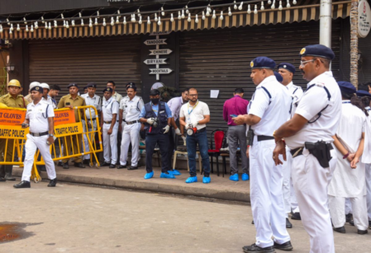 कोलकाता में होटल आग की त्रासदी, नौ लोगों की मौत
