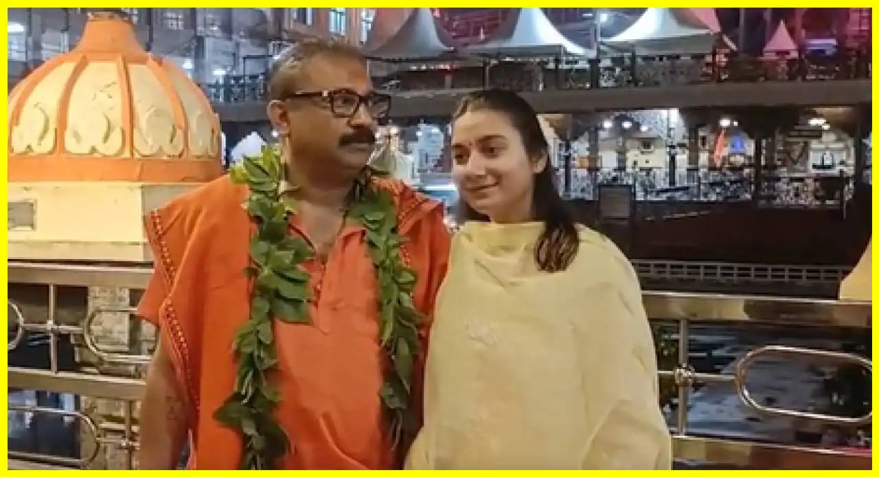 बिहार मंत्री अशोक चौधरी ने महाकाल मंदिर में किया भस्म आरती