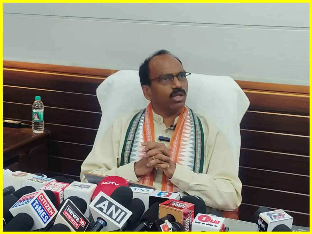 विपक्ष ने सत्र के दौरान केवल हंगामा किया: सांसद डॉ. मनलाल रावत विपक्ष ने सत्र के दौरान केवल हंगामा किया: सांसद डॉ. मनलाल रावत