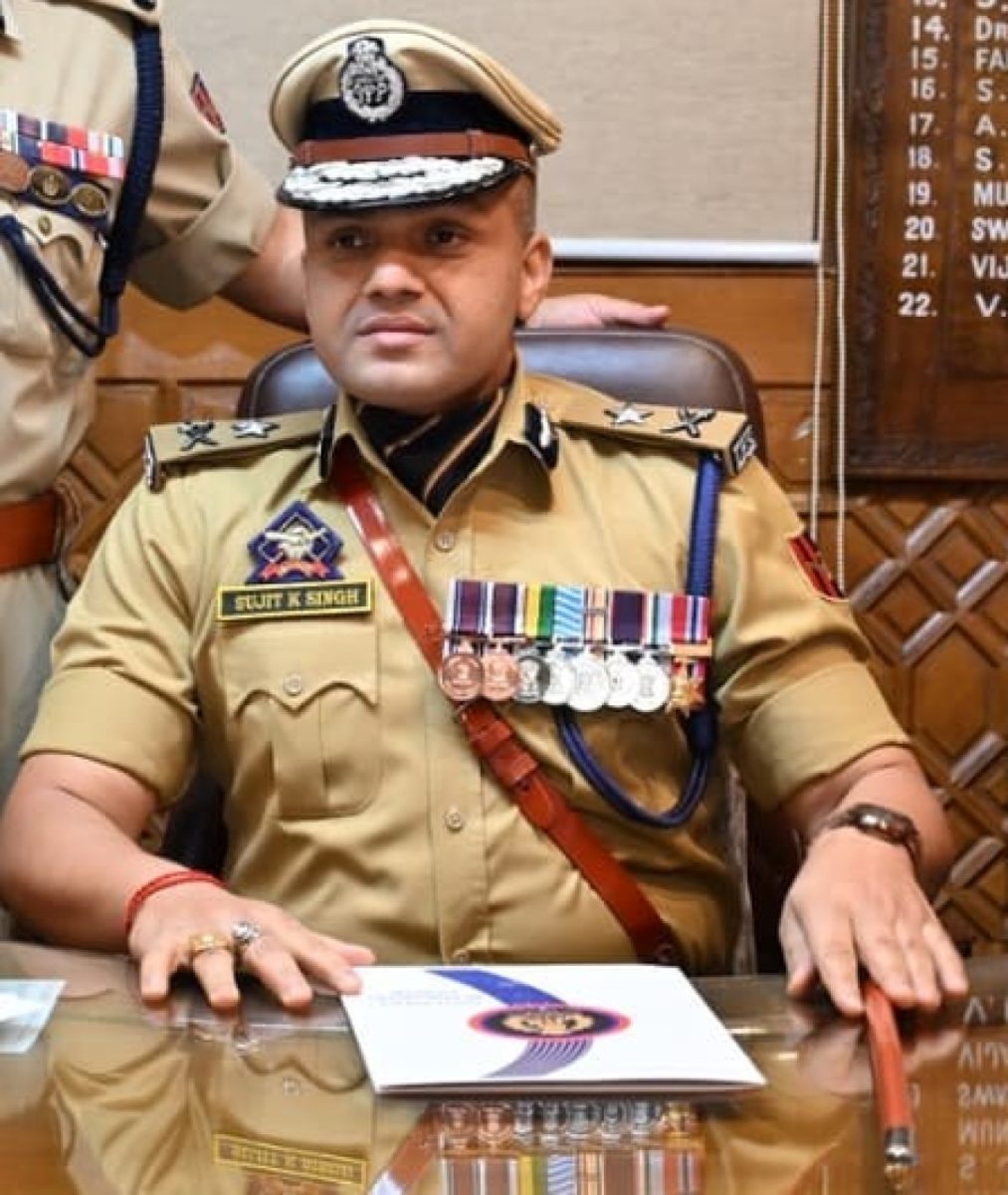 कश्मीर में अंतरराष्ट्रीय फिल्म महोत्सव के लिए सुरक्षा समीक्षा बैठक