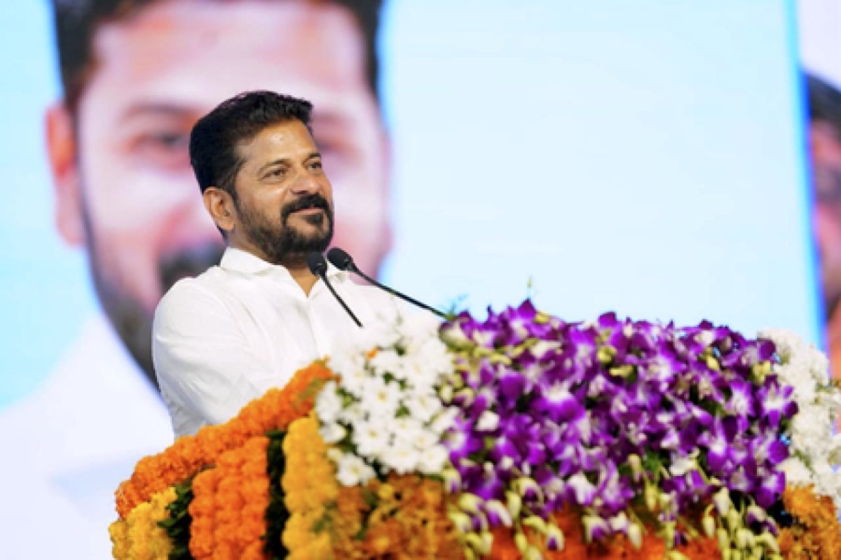 तेलंगाना Chief Minister के राम और शिव पर बयान से राजनीतिक विवाद तेलंगाना Chief Minister के राम और शिव पर बयान से राजनीतिक विवाद
