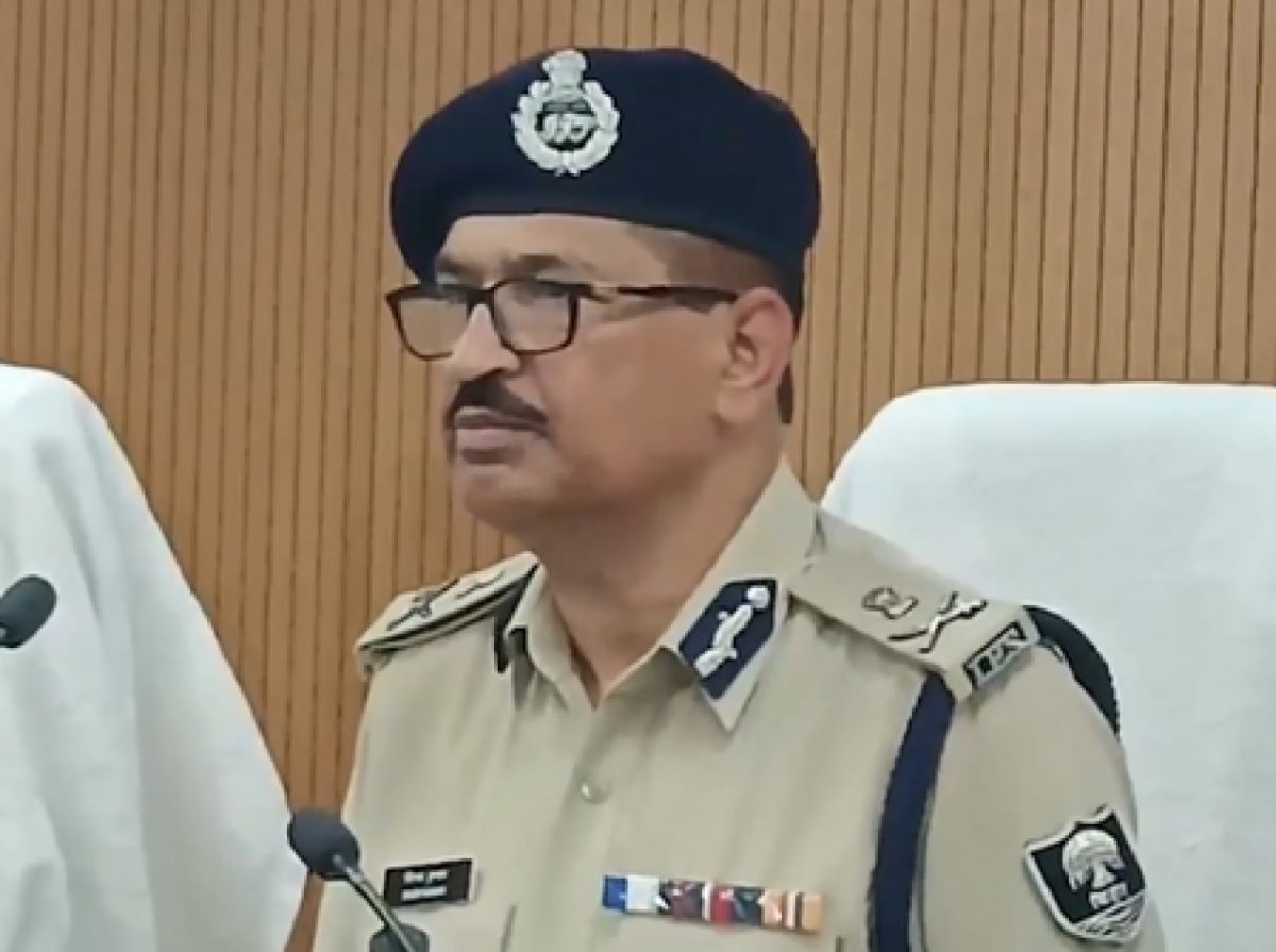 Bihar के डीजीपी विनय कुमार ने लिया स्वैच्छिक सेवानिवृत्ति का निर्णय Bihar के डीजीपी विनय कुमार ने लिया स्वैच्छिक सेवानिवृत्ति का निर्णय