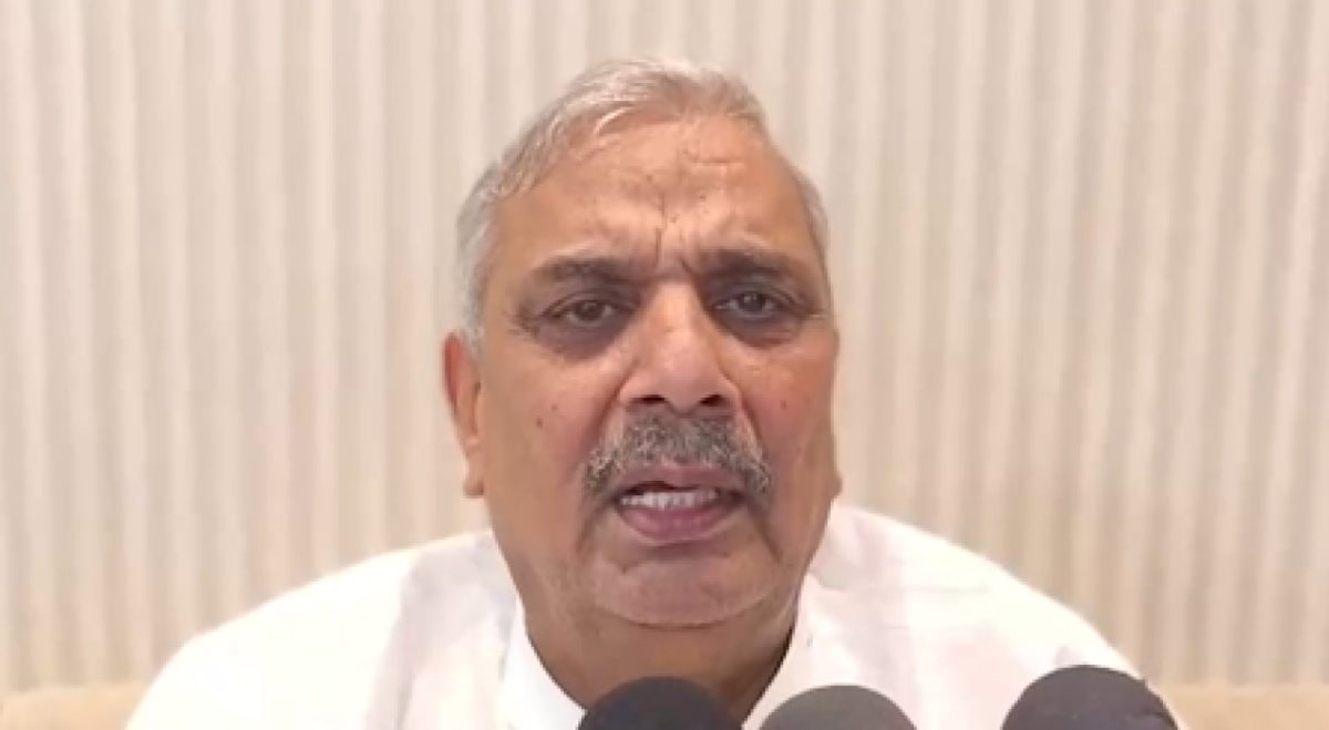 राजभर के बयानों पर SP सांसद का पलटवार, पार्टी के लिए शुभ संकेत बताएं