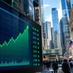 जियो के शेयरों में 21% की वृद्धि, रिकॉर्ड IPO के बाद