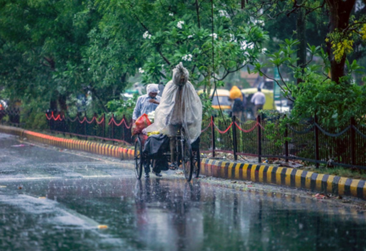 दिल्ली-एनसीआर में भारी बारिश, IMD ने जारी किया ऑरेंज अलर्ट