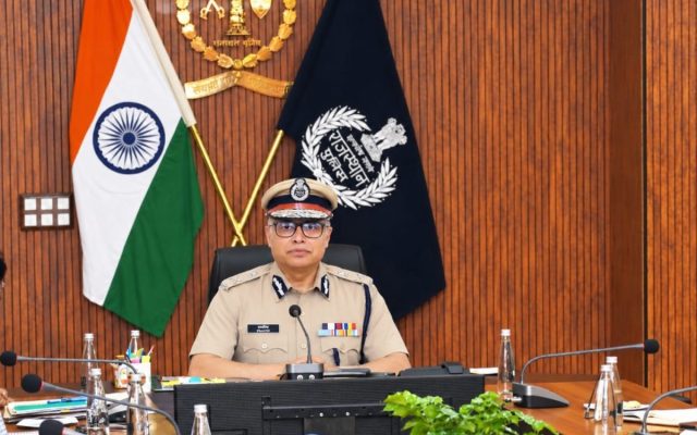 राजस्थान में कानून व्यवस्था की समीक्षा, पुलिस को चेकपॉइंट्स पर बॉडी कैमरे लगाने के निर्देश