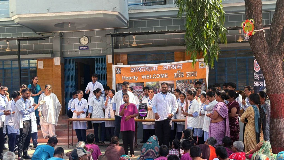 वेंकटेश्वर कॉलेज ऑफ नर्सिंग ने आशाधाम आश्रम के निवासियों के लिए दान अभियान आयोजित किया